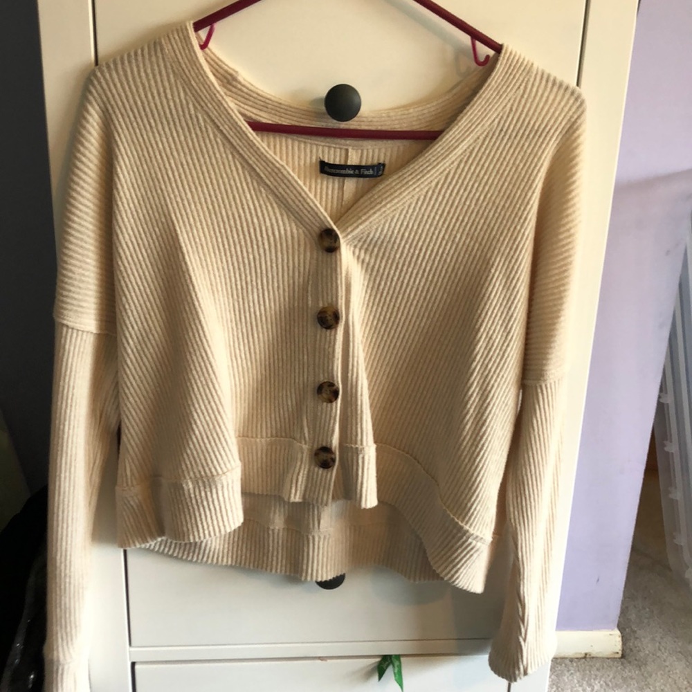 button down cropped sweater